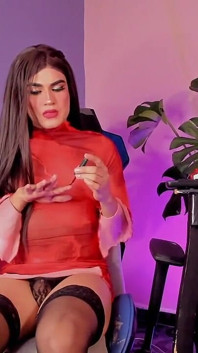 Sexy Bella and Red Nails