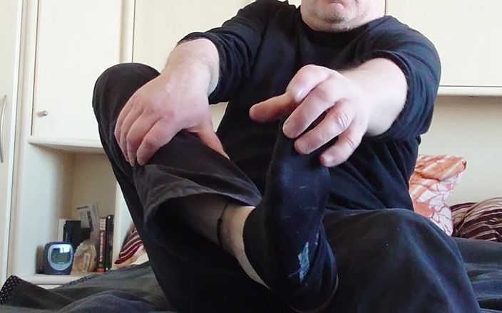 Carmen_Nylonjunge: Fetish Kaki Saya Dengan Stoking Sneaker