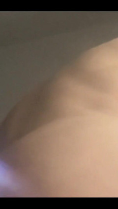 Boy Pussy Fartin thumbnail