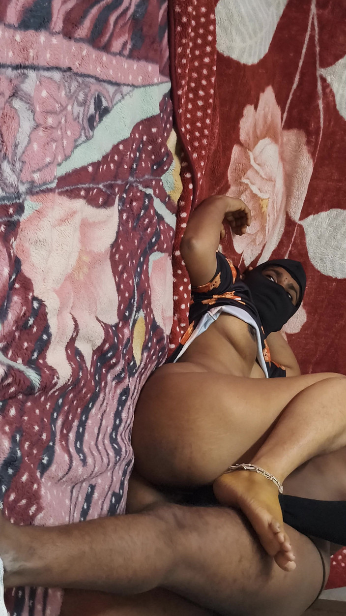 Indian innocent wife: Indian Telugu Desi House Maid Pussy Licking Work After Sex...
