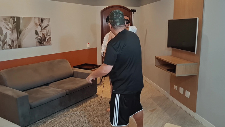 Punchbagplz: Dva policajti, jeden dlužník - konečný medvědí policajt zbít