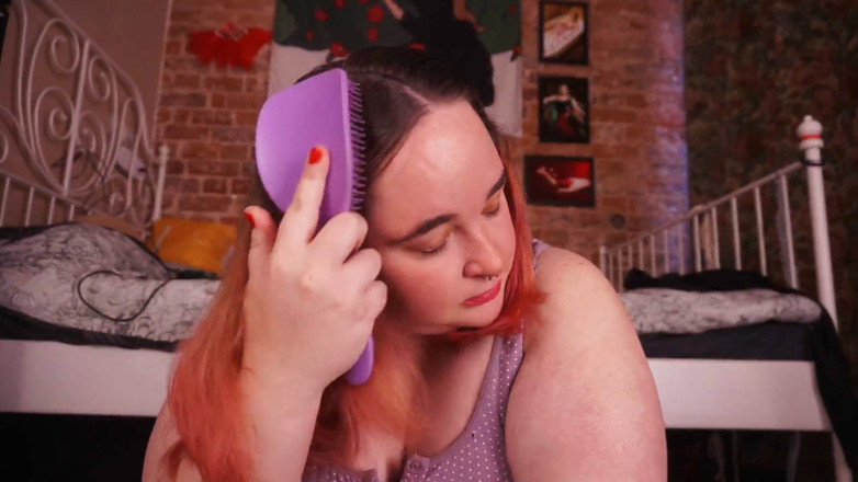 AssGives: Mi sto a pettine con i capelli