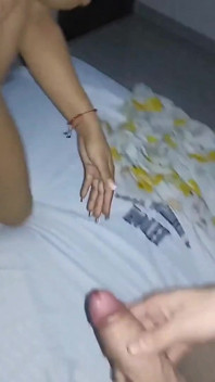 Eu só queria que meu vizinho não descobrisse que sua esposa chupa meu pau quando ele vai trabalhar nos Estados Unidos