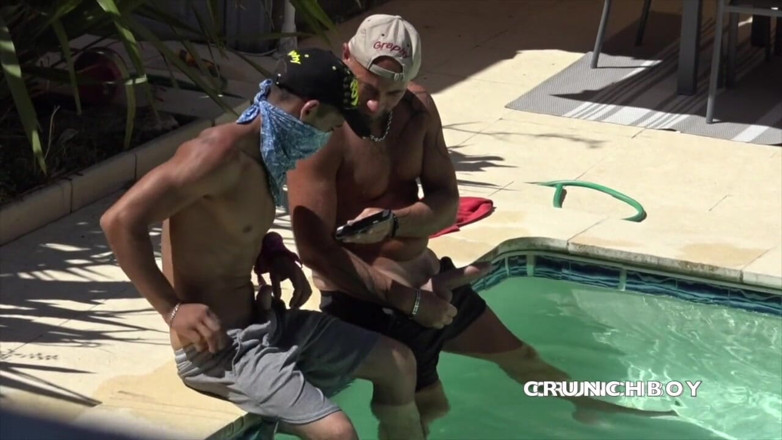 Not really gay but: Jess Royan açık havada meraklı heteroseksüel Arap tarafından korunmasız sikiliyor