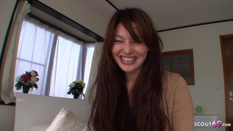 Asian porn collection: Candid Japan mature with hairy pussy secretly fucked by Stepdaddy