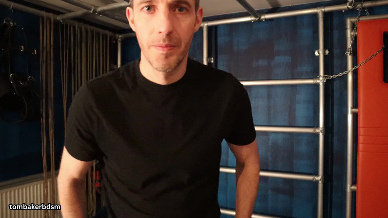 TomBakerBDSM: POV - 비인간화 및 퍼레이드