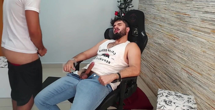 vincentandvitor: J’étais vulnérable et il en a profité