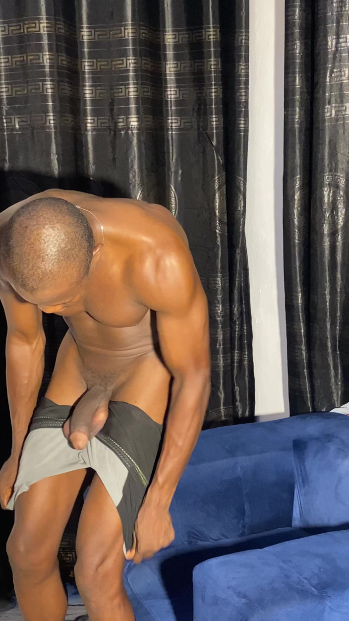 assdriller50: Un mec hétéro masculin m’a enculé