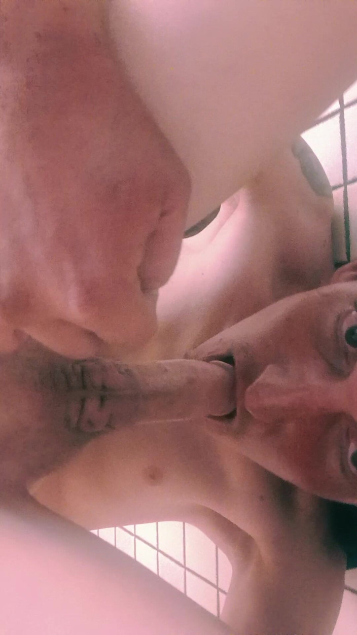 Sissy shayne: Kendimi emiyor