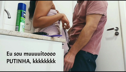 Julia carioca: Mi hermanastro me sedujo durante la cuarentena, ¡terminé follándolo!
