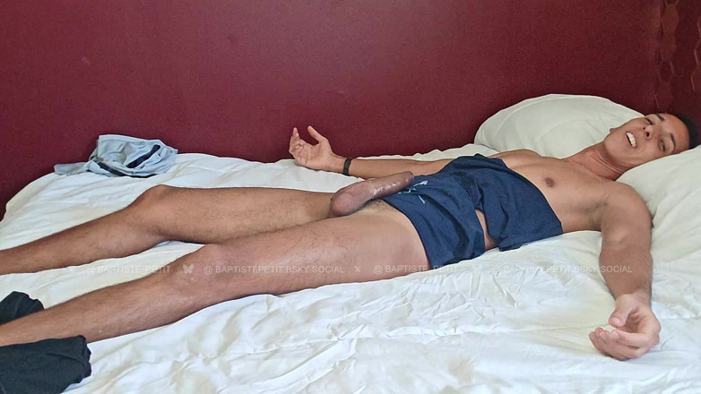 baptiste_petit: Wank on My Bed. with a Masturbator