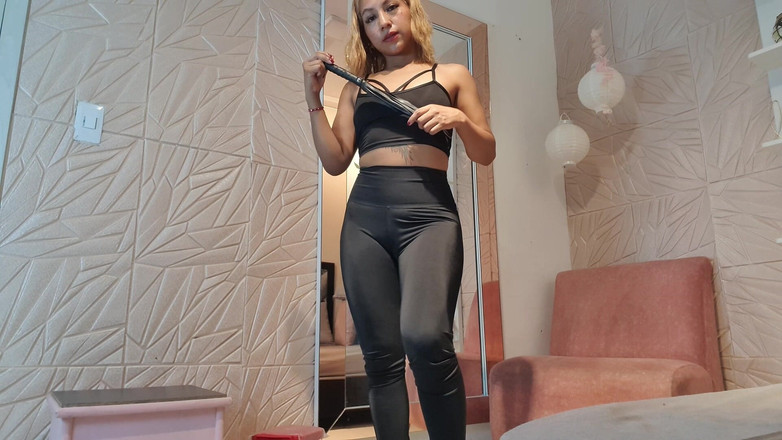 AgataDelphine: Je zou willen dat het wordt geassocieerd met mijn zweep