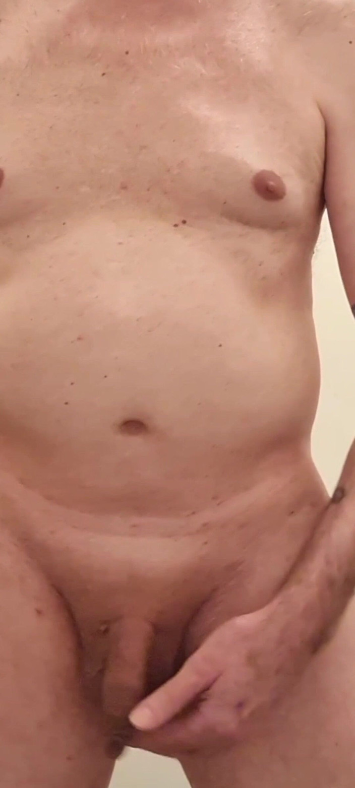 Lexistarr: Я! Раскачиваюсь своим маленьким пенисом