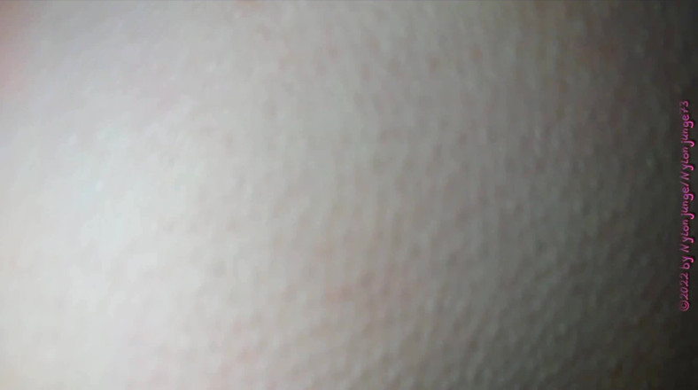 NylonjungeCarmen: 奶奶与陌生的双性恋男人约会 3，三人行