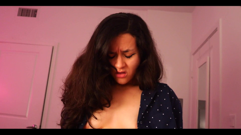 Cherry blosm: La fidanzata in pigiama fa un pompino e una bella...