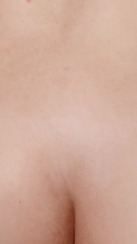 Sexo en la cocina Hijastra y padrastro. Tentación magnífica.