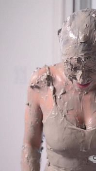 Adriana Chechik Sexuell Mudbath
