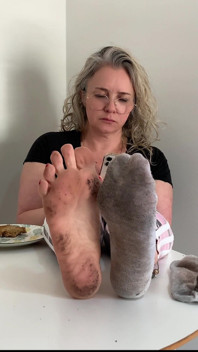Sexy Fees and Wrinkled and Dirty Soles of the Empress Bella Sadic Dirty
