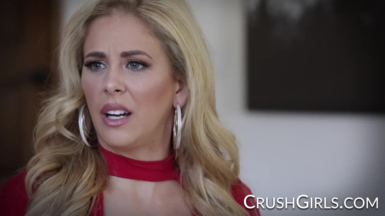Crush Girls: Crush Girls - Cherie catches her stepdaughter Violet masturbating in bed