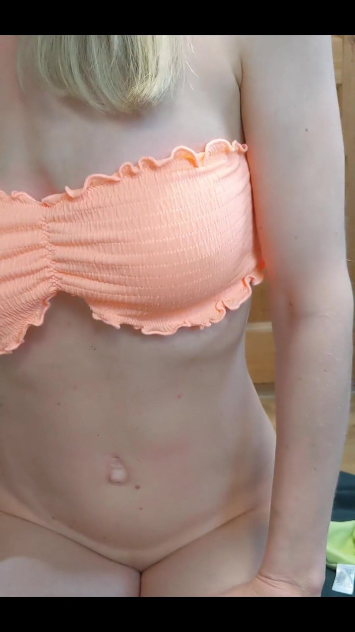 Lilux69: ビーチのために私のアソコを剃る