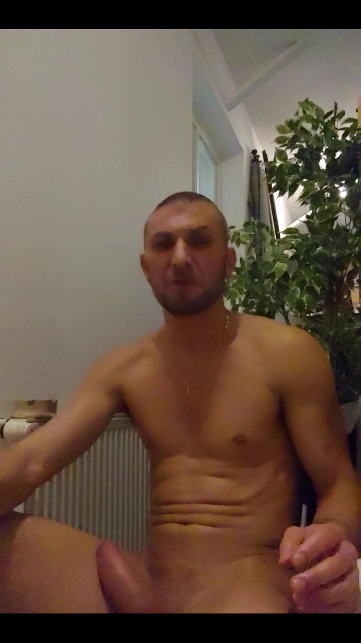 Boy jerking off: Smocking Hot