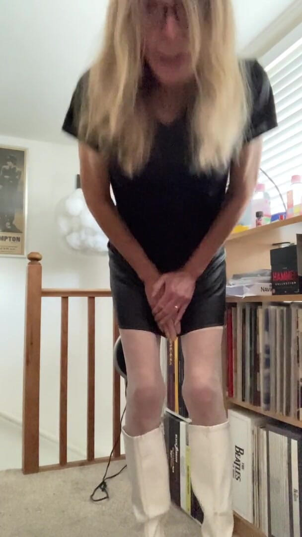 Patti Easter: Introducing naughty Patti
