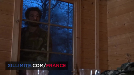 Made In France: Luna Rival aur 2 shikaariyon ke saath tin logon ki chudaee