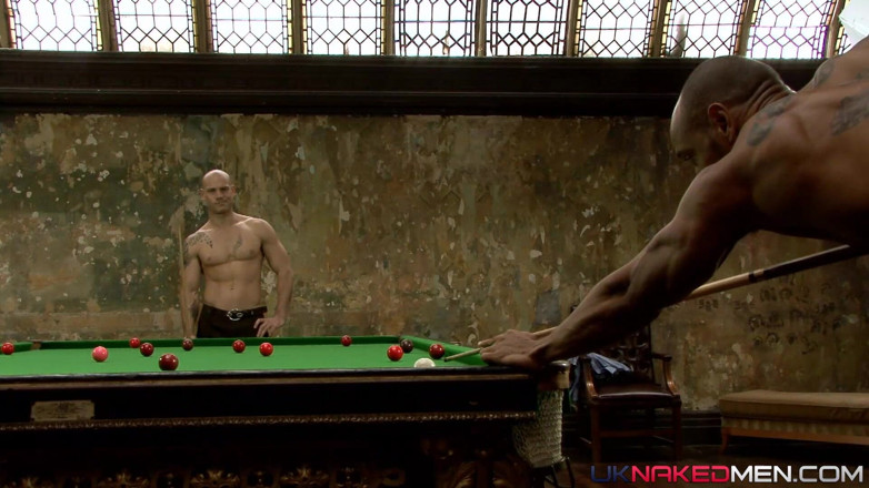 UK Naked Men: Snookered