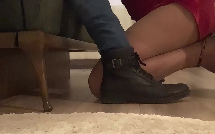 cd_aysemmm: Я помогала своему пасыну с его уроками. Я не знаю, почему мы сделали что-то вроде этого. Мне так жаль.