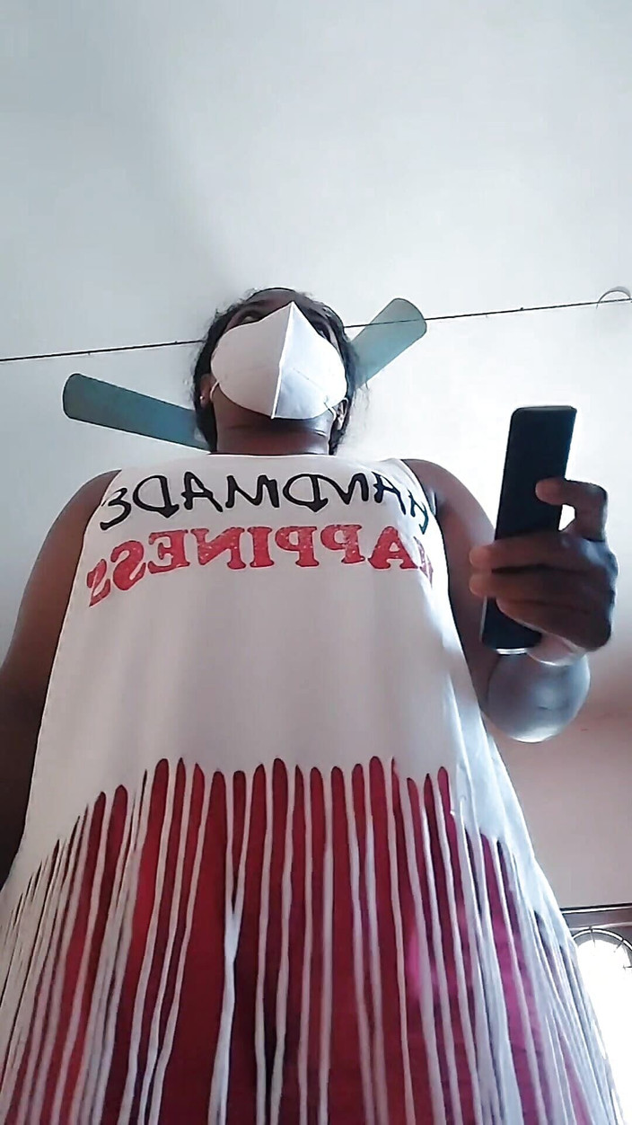 Desi World: 인도 더티 바비 댄스 솔로 자위