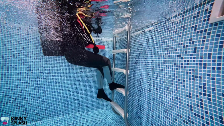 UKCuteGirl Lucy Lauren: Scuba Skills Underwater Training Session