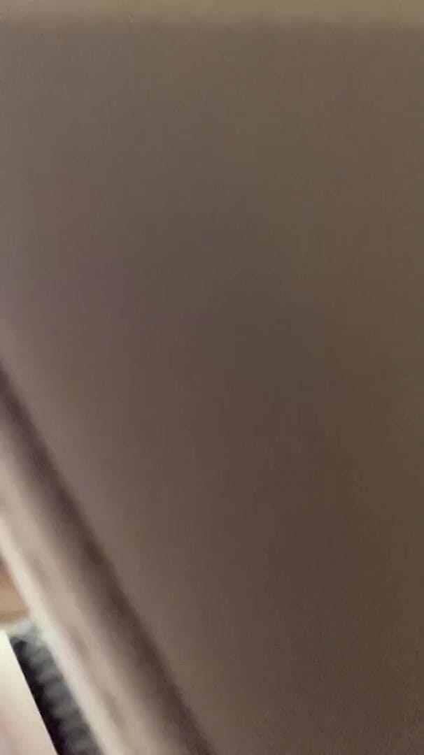 KylieKissesXXX: Kyliekissesxxx själv suger? Verkligen!