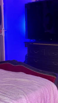Współlokatorka oferuje mi swój tyłek podczas imprezy, żeby mnie poznać – francuskie analne porno