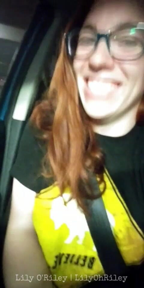 Lily O'Riley: Risky Parking Garage Clit Rubbing Car Masturbation