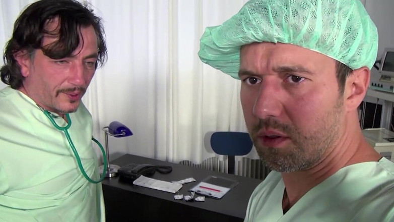 Deutschland porn: คุณแม่ลูกติดวัยกลางคนอยากลองควยยักษ์ของหมอ!