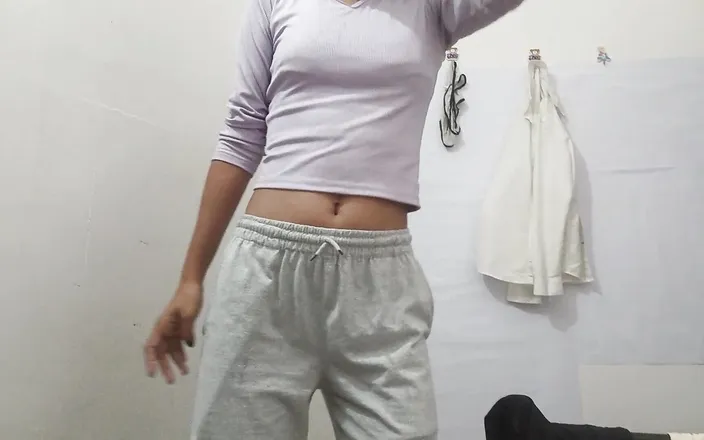 desigirl93: Cute Petite Indian Girl