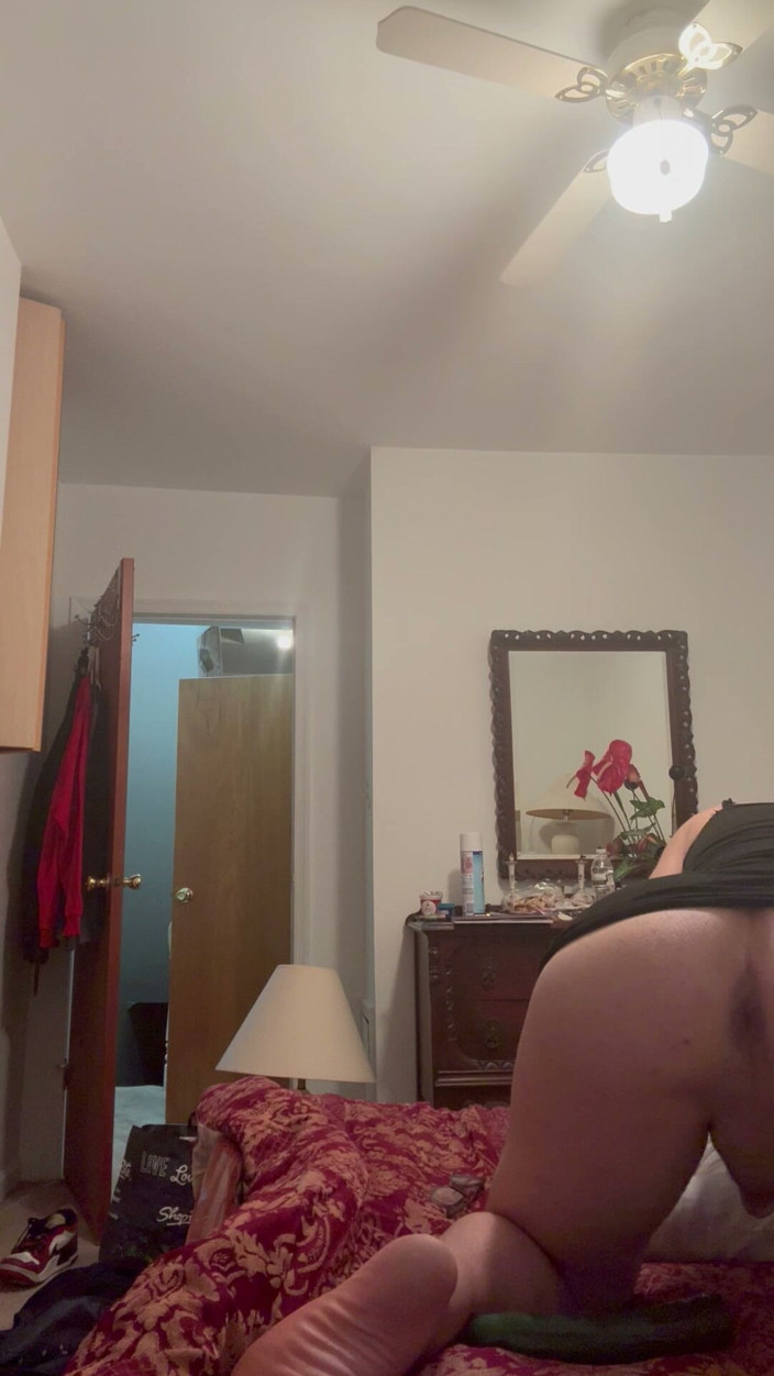 Kinky39: Black dress riding