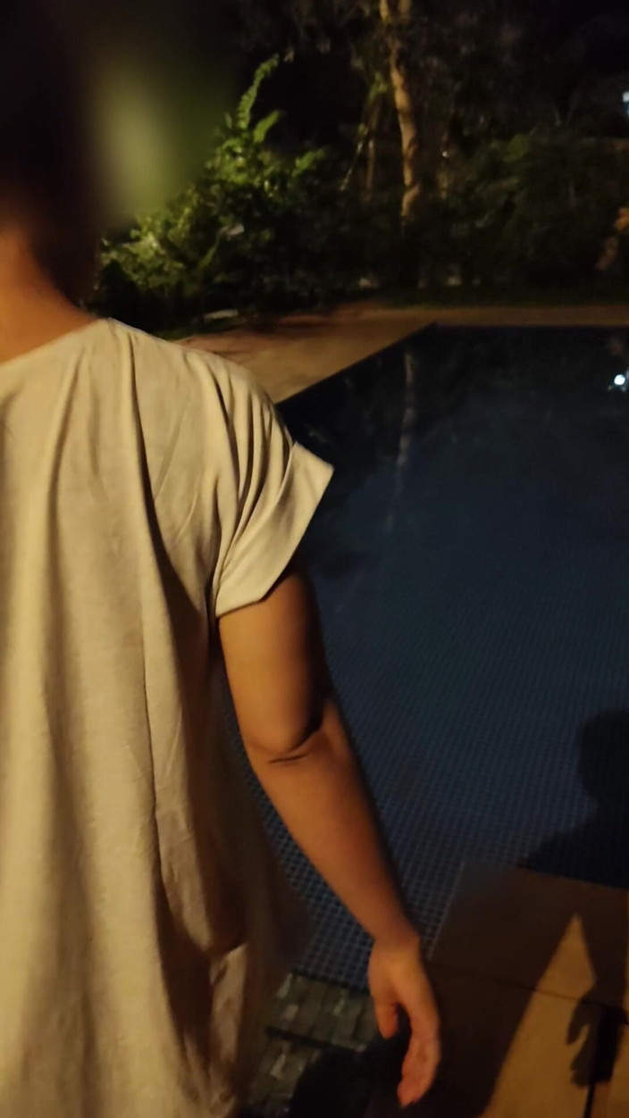 Anonymous Vlogger: Hete vrouw die 's nachts risico loopt op neuken in het...
