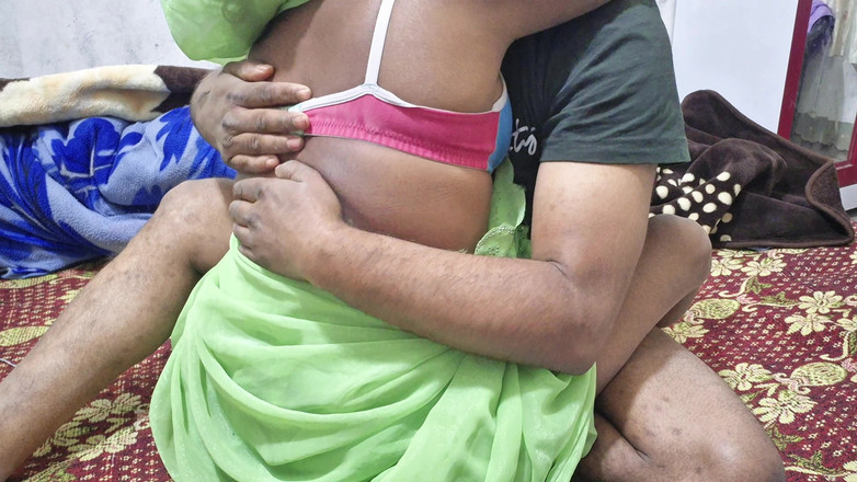 ExcitedWomen: Cô vợ nóng bỏng gợi cảm của tôi làm tình...