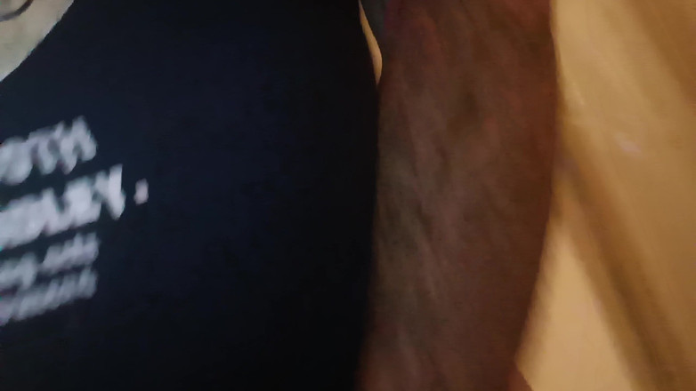 GirthlengthBrooks: Pissing Before Hard...very Small