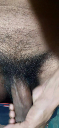 Che: Handjob Bathroom Big Desi Cock