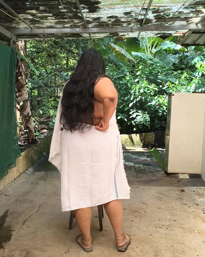 Anne Ipe: Desi mädchen in oben ohne, sexy fotoshooting, nach dem shooting...