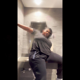 Anye Meshell: Aman tanrım, ben zıpladığımda hep böyle oluyor!