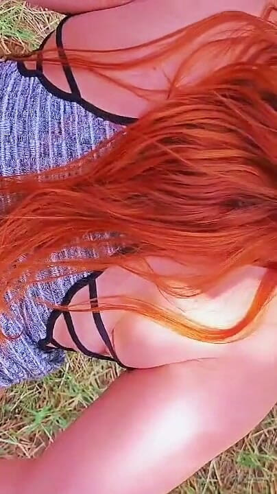Latincurvyredhead: Лучшее приключение, которое вы можете пережить с вашим сводным братом — это секс в лесу