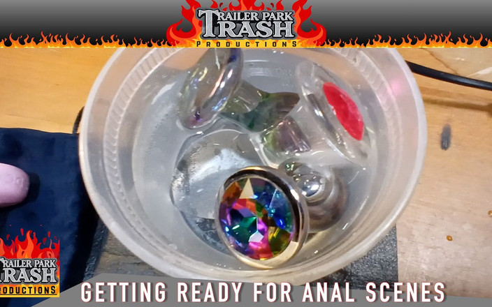 Trailer Park Trash Productions: プロのヒント:アナルシーン(BTS)の準備