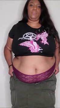 Trying on Tight Bottoms HD