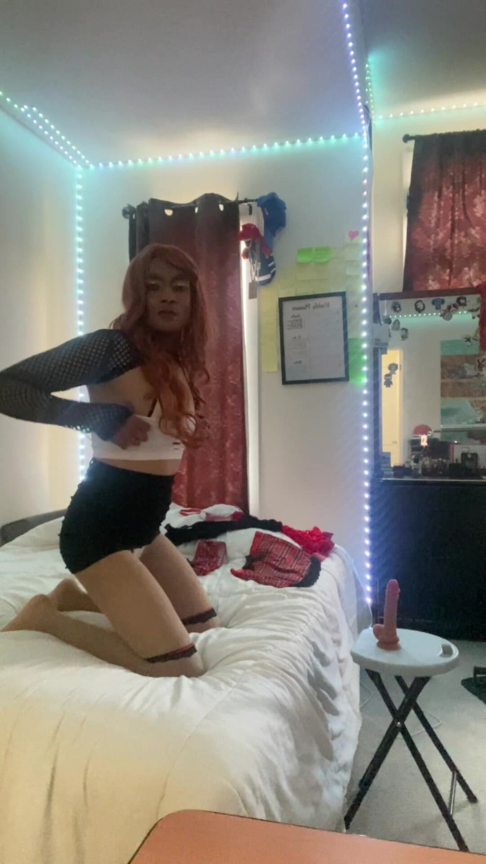 FemBoyAmi: Hot Fem Boy at the Office Indian