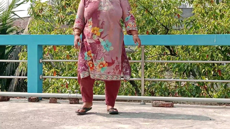 Morjenabb: Desi Village Outdoor Desi Hot Housewife Ki Chudai