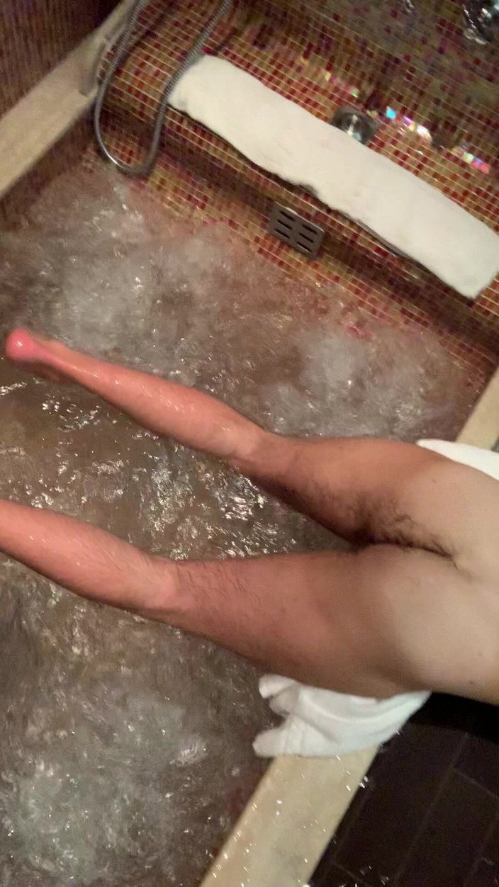 Aylla Gattina: あなたは娼婦のように叫ぶことができますが、それでも強力なアイラはあなたを破壊します