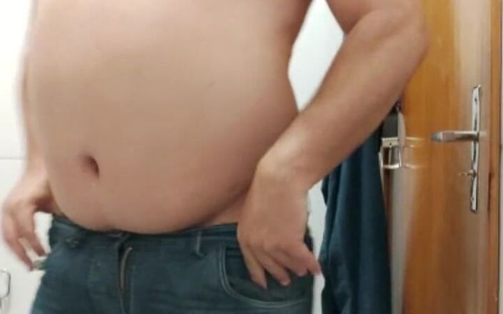 Breno Garcia: Bărbații care poartă blugi sunt atât de sexy!